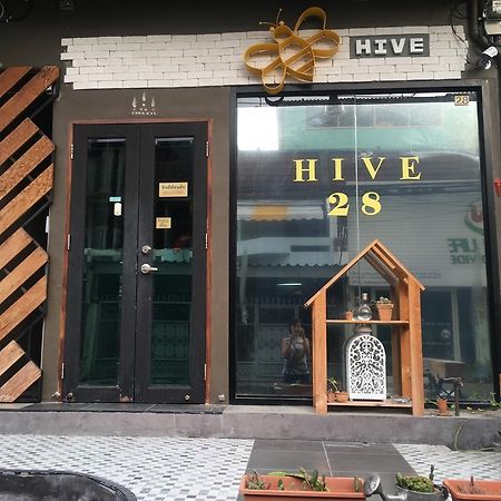 Апарт отель Hive 28 Бангкок Экстерьер фото